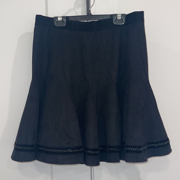 Tahari skirt